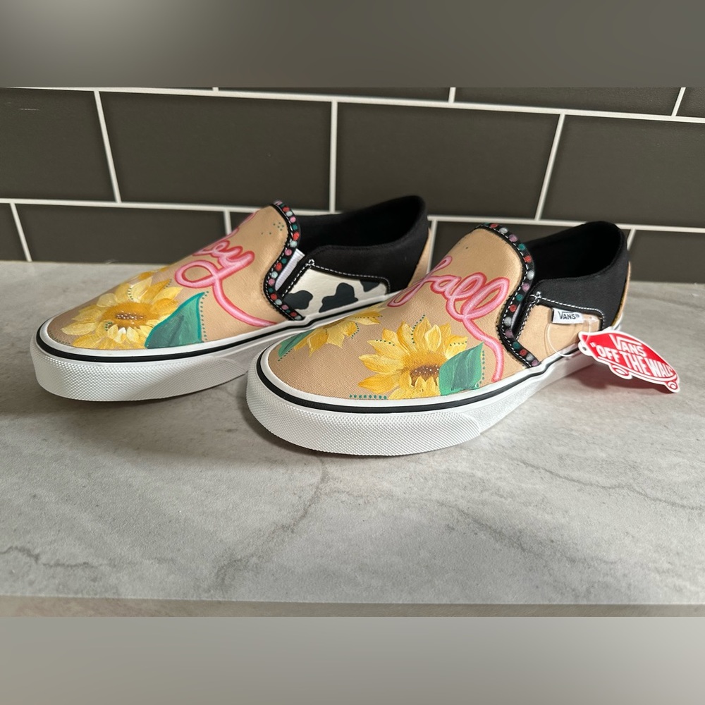 “hey ya’ll” custom Vans